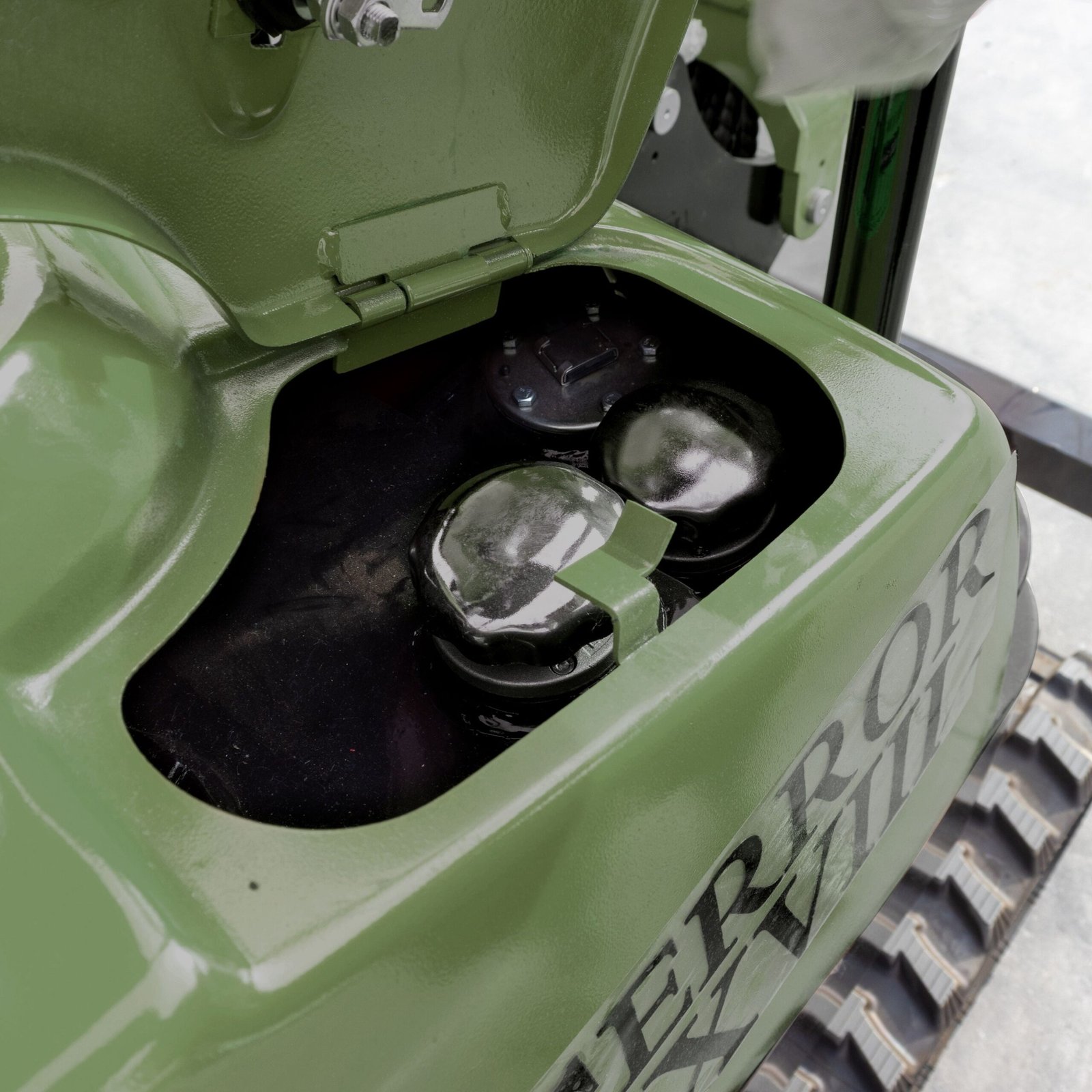 riwKRGqX19UCk8HHE62TlkJPyl7xF1Q3pM0i62O9